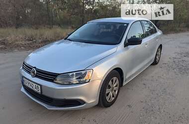 Седан Volkswagen Jetta 2013 в Киеве