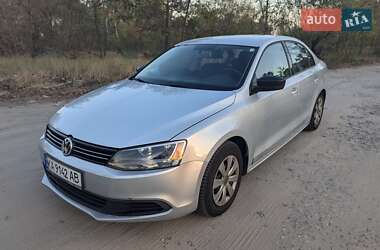 Седан Volkswagen Jetta 2013 в Киеве