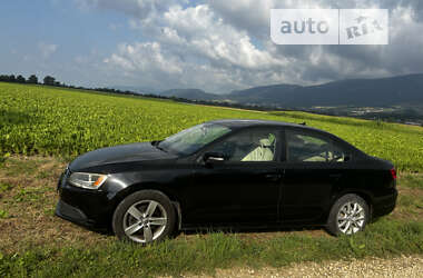 Седан Volkswagen Jetta 2010 в Кривому Розі