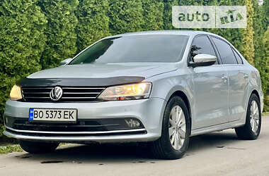 Седан Volkswagen Jetta 2016 в Тернополе