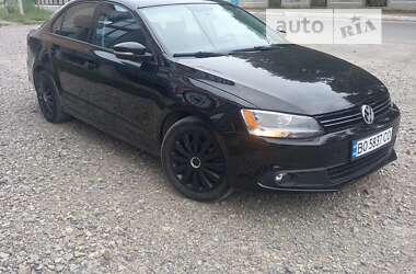 Седан Volkswagen Jetta 2012 в Борщеве