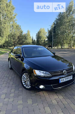 Седан Volkswagen Jetta 2012 в Харкові