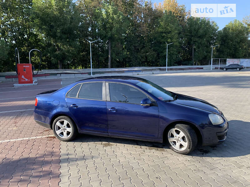 Седан Volkswagen Jetta 2007 в Виннице