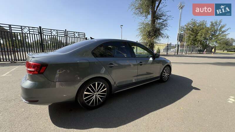 Седан Volkswagen Jetta 2014 в Кривом Роге
