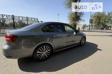 Седан Volkswagen Jetta 2014 в Кривом Роге