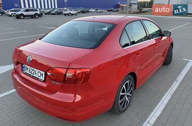 Седан Volkswagen Jetta 2013 в Сумах