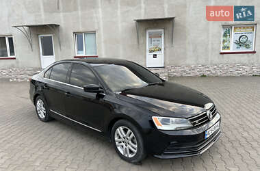 Седан Volkswagen Jetta 2016 в Луцке