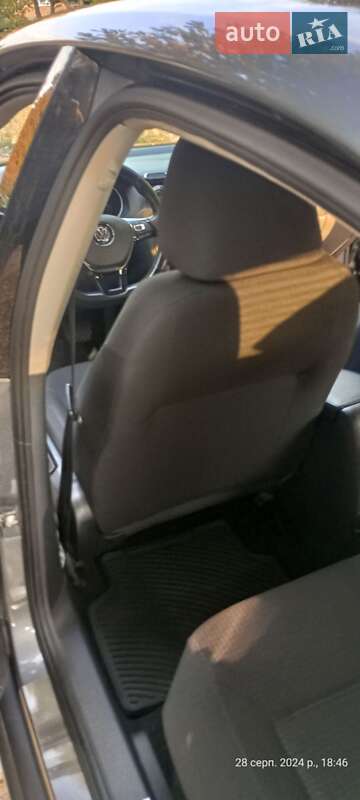 Седан Volkswagen Jetta 2015 в Полтаве фото 18 Седан Volkswagen Jetta 2015 в Полтаве
