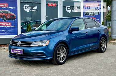 Седан Volkswagen Jetta 2016 в Львові