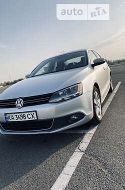 Седан Volkswagen Jetta 2012 в Киеве