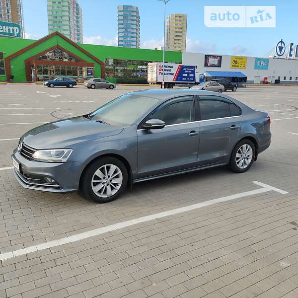 Седан Volkswagen Jetta 2016 в Одессе