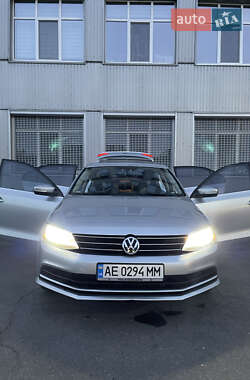 Volkswagen Jetta 2015