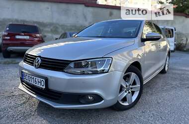 Седан Volkswagen Jetta 2011 в Львове