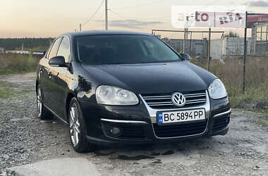 Седан Volkswagen Jetta 2005 в Львове