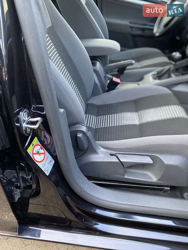 Седан Volkswagen Jetta 2008 в Володимирці