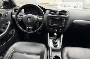 Седан Volkswagen Jetta 2013 в Кам'янському