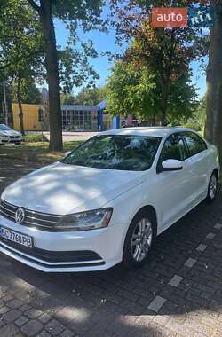 Седан Volkswagen Jetta 2016 в Києві