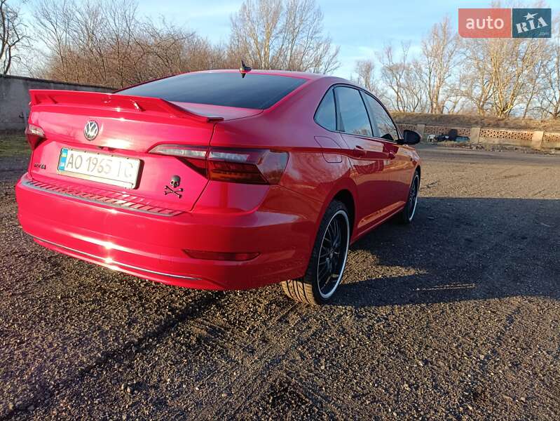 Седан Volkswagen Jetta 2019 в Виноградове