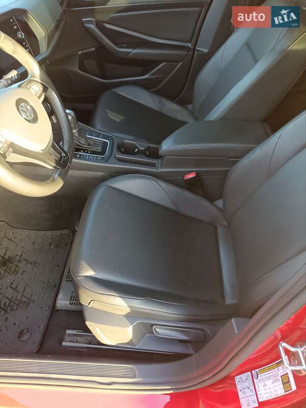 Седан Volkswagen Jetta 2019 в Виноградове