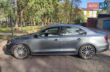 Седан Volkswagen Jetta 2016 в Ирпене