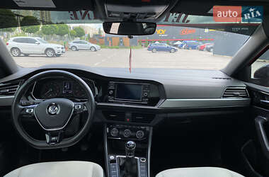 Седан Volkswagen Jetta 2020 в Вінниці