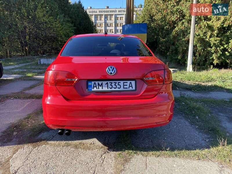 Седан Volkswagen Jetta 2014 в Броварах