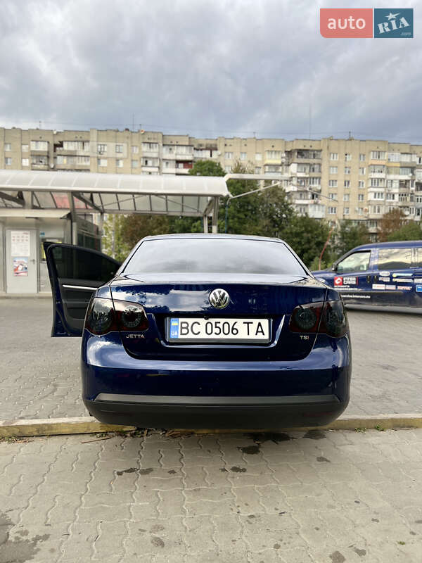Седан Volkswagen Jetta 2007 в Львове