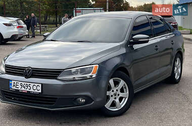 Седан Volkswagen Jetta 2011 в Днепре