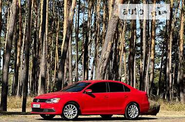 Седан Volkswagen Jetta 2012 в Житомирі