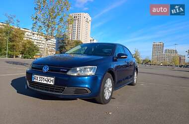 Седан Volkswagen Jetta 2014 в 