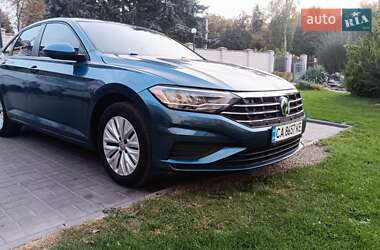 Седан Volkswagen Jetta 2018 в Смілі