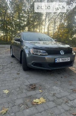 Седан Volkswagen Jetta 2012 в Черновцах