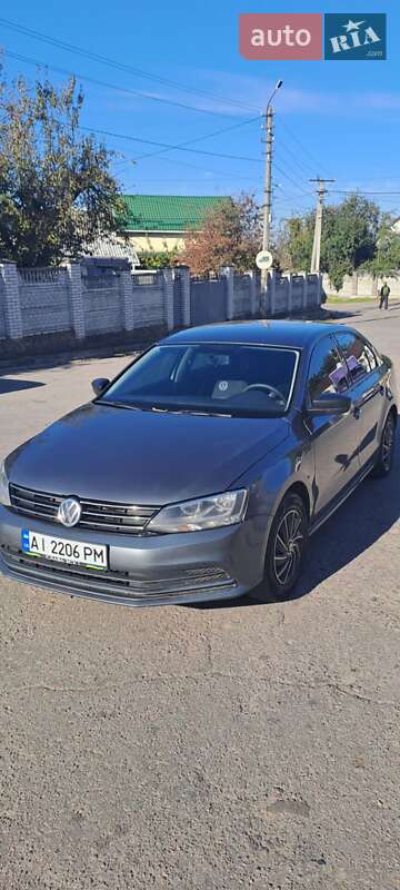 Седан Volkswagen Jetta 2015 в Фастове