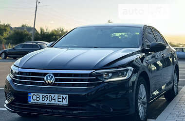 Седан Volkswagen Jetta 2019 в Чернигове