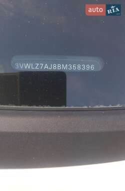 Седан Volkswagen Jetta 2011 в 