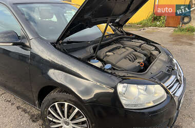 Седан Volkswagen Jetta 2006 в 