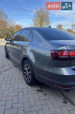 Седан Volkswagen Jetta 2016 в Красилові