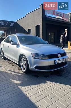 Volkswagen Jetta 2012