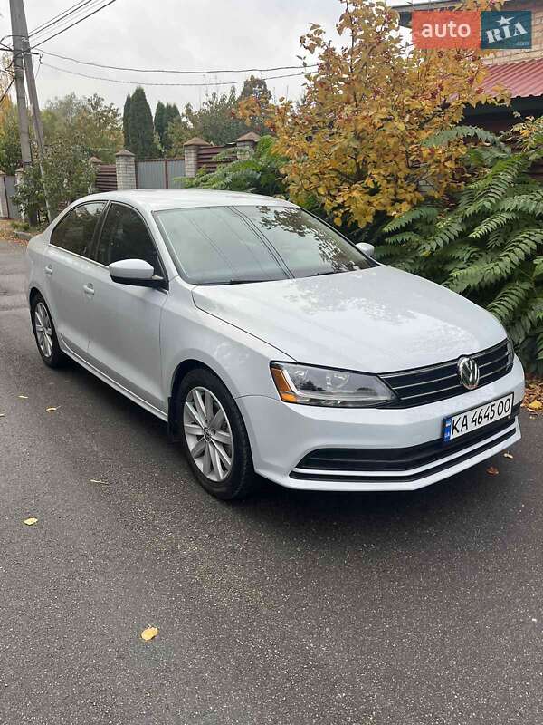 Седан Volkswagen Jetta 2017 в Киеве