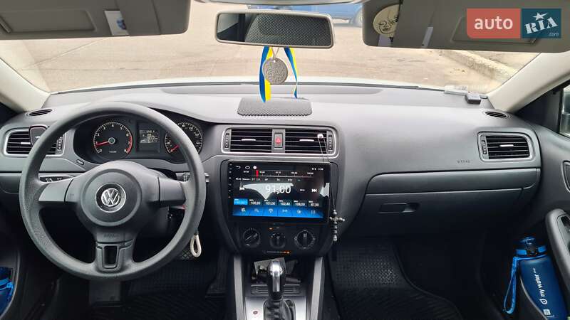 Седан Volkswagen Jetta 2014 в Черкассах