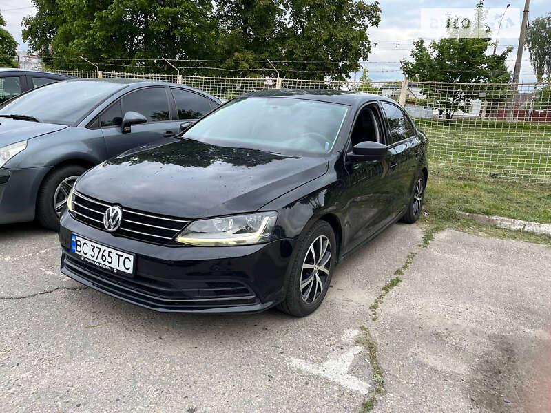 Седан Volkswagen Jetta 2015 в Сумах