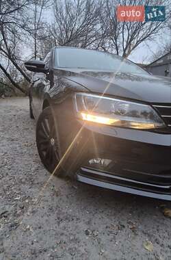 Volkswagen Jetta 2015