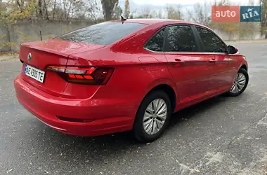 Volkswagen Jetta 2019