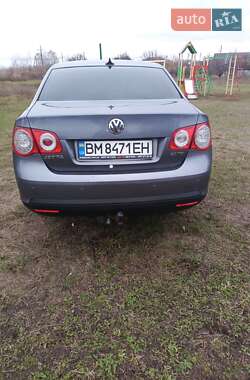 Седан Volkswagen Jetta 2005 в Конотопі