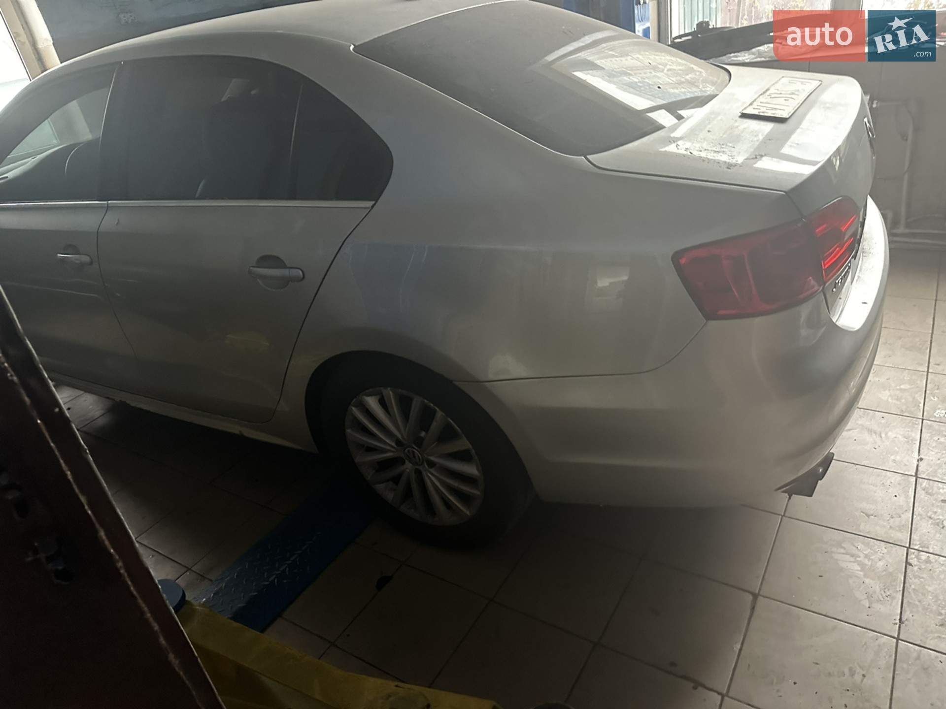 2011 Volkswagen Jetta - мініатюра 3