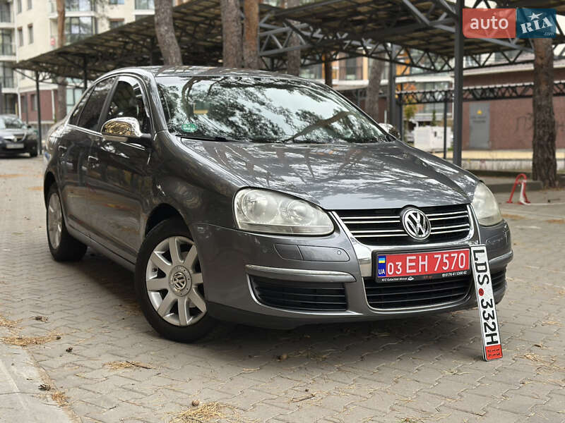 Седан Volkswagen Jetta 2007 в Киеве