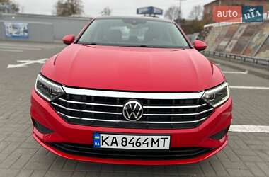 Седан Volkswagen Jetta 2018 в Києві