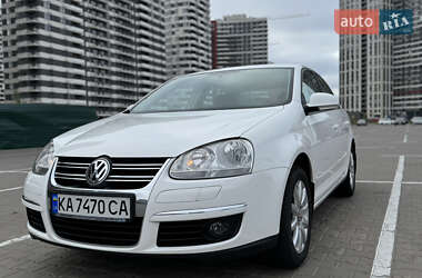 Седан Volkswagen Jetta 2009 в Києві