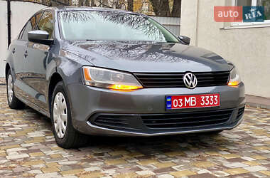 Седан Volkswagen Jetta 2013 в Лубнах