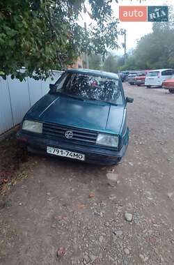 Седан Volkswagen Jetta 1986 в Чернівцях